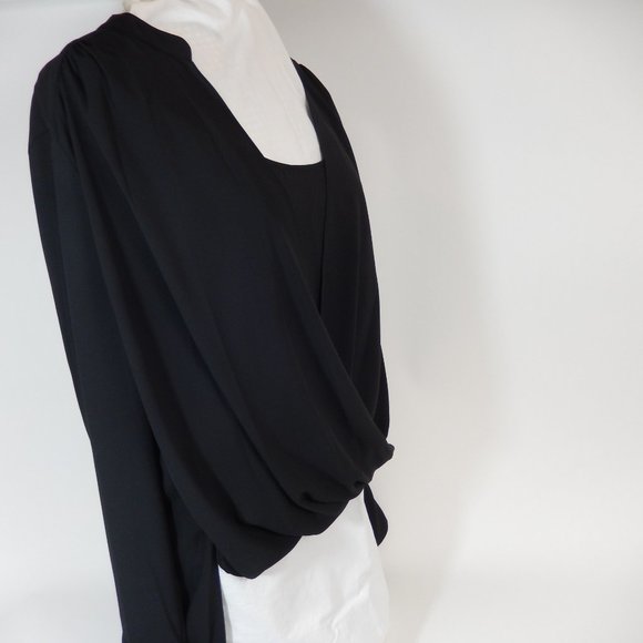 BCBGMAXAZRIA Top - Picture 3 of 6